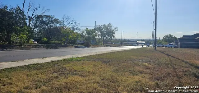 813 Toepperwein, Converse, TX 78109 - Image #2