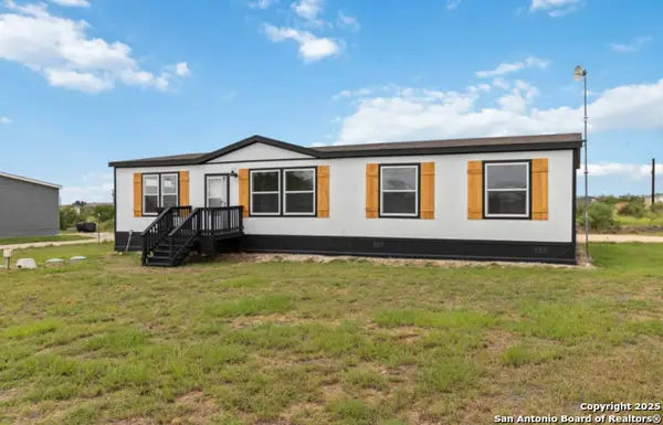 113 County Road 2644, Moore, TX 78057