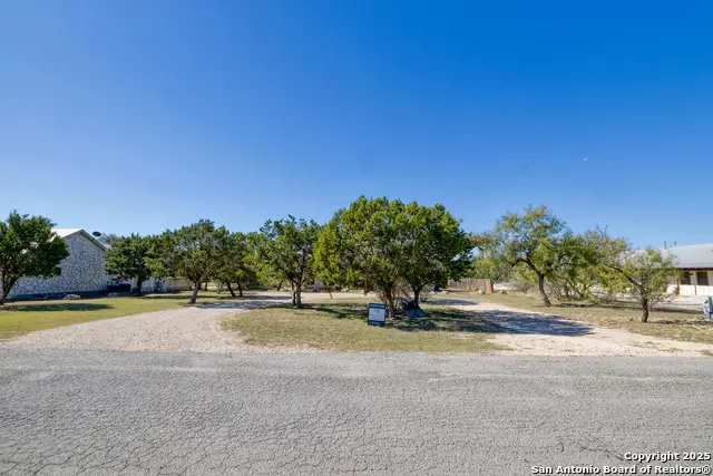 38 Mountain Laurel, Concan, TX 78838 - Image #1