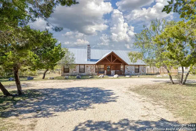 38 Mountain Laurel, Concan, TX 78838 - Image #2