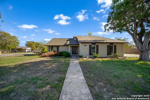 405 W Tanglewood, New Braunfels, TX 78130 - #1