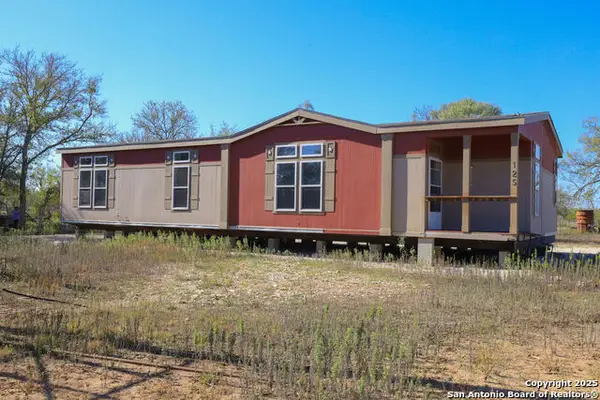 391 County Road 445, Hondo, TX 78861