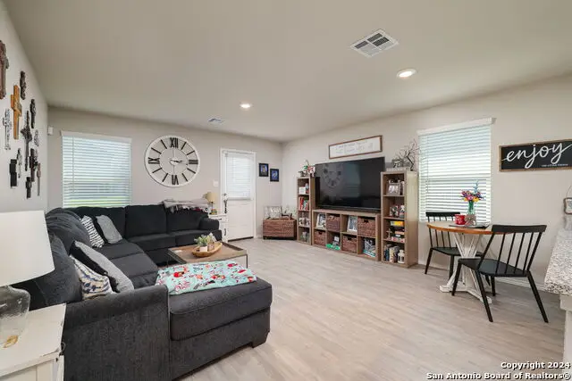 5359 Forbs, Bulverde, TX 78163 - Image #3