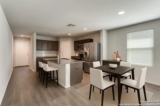 9010 Halbert Falls, San Antonio, TX 78245 - Image #3