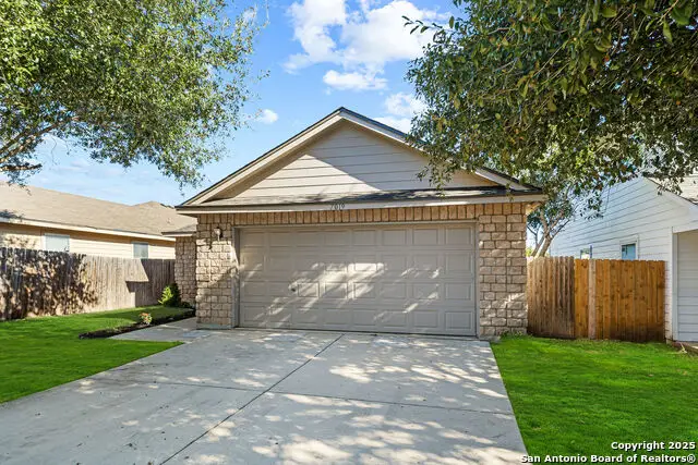 7019 Heathers, San Antonio, TX 78227 - Image #3