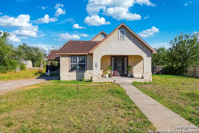 513 S 7th St, Kenedy, TX 78119 - Image #1
