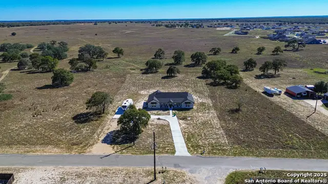 732 Lake Valley, La Vernia, TX 78121 - Image #2