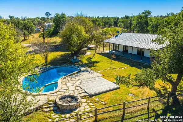 28 Ruger Rd, Fredericksburg, TX 78624