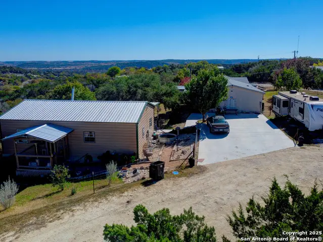 125 Valencia, Kerrville, TX 78028 - Image #3