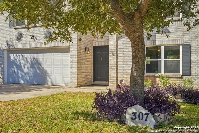 307 Clover Creek, San Antonio, TX 78245 - Image #3