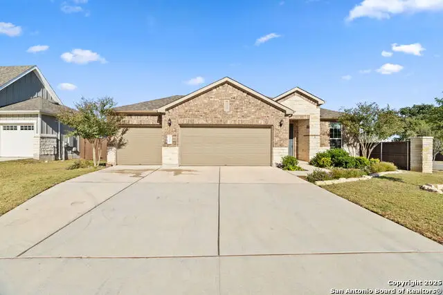 300 Fiddleneck, Marble Falls, TX 78654 - Image #2