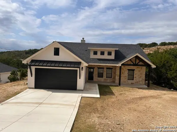 418 Alvin, Kerrville, TX 78028