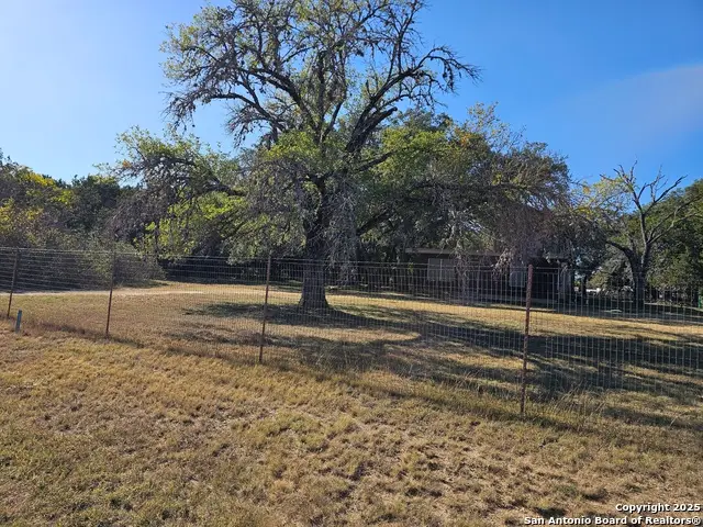 110 Maricopa, Canyon Lake, TX 78133 - Image #3