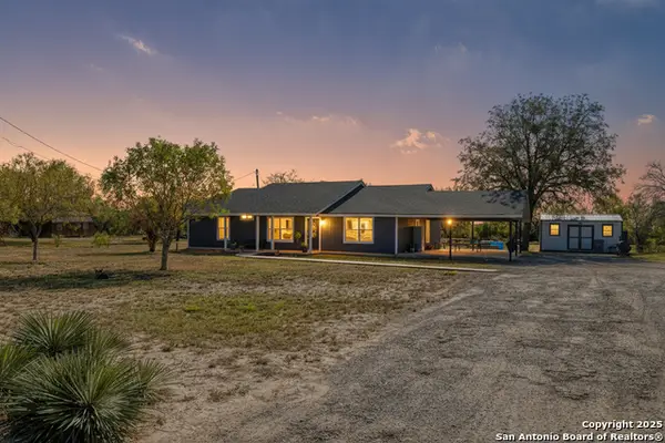 1459 Westward Trail, Uvalde, TX 78801