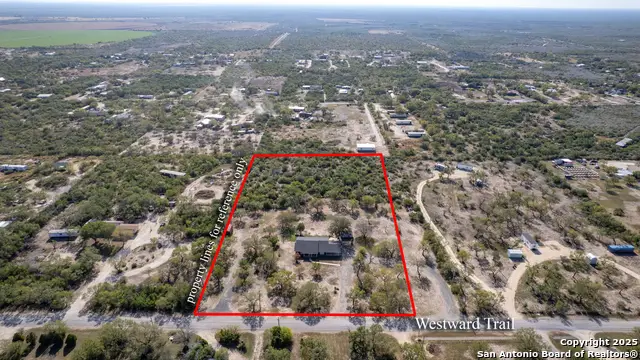 1459 Westward Trail, Uvalde, TX 78801 - Image #2