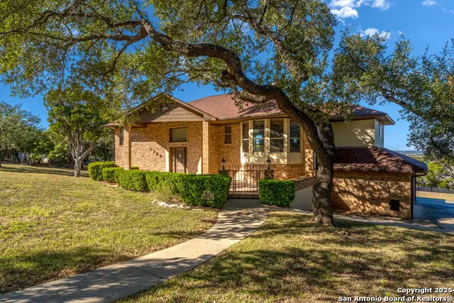 1366 Highland Terrace, Canyon Lake, TX 78133 - Image #2