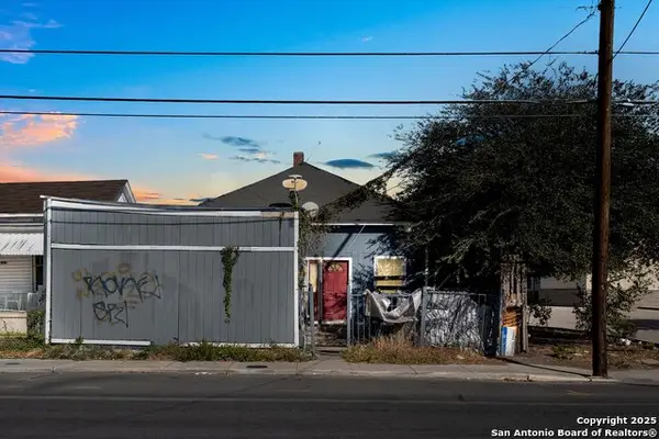 2925 W Commerce St, San Antonio, TX 78207