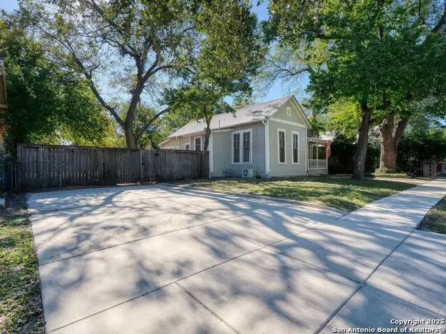 306 Devine Street, San Antonio, TX 78210 - Image #3