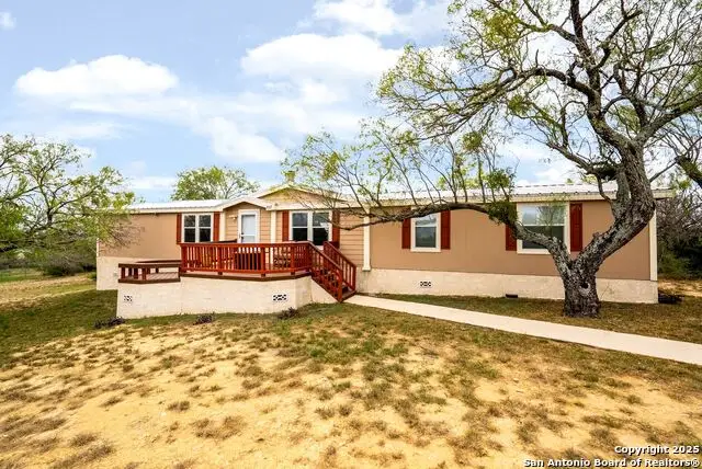 157 County Road 5635, Castroville, TX 78009 - Image #2