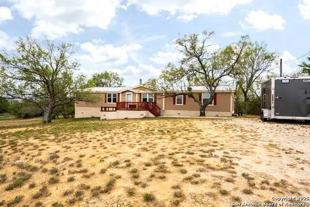 157 County Road 5635, Castroville, TX 78009 - Image #3