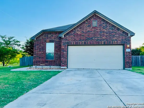 9003 Canter Horse, San Antonio, TX 78254