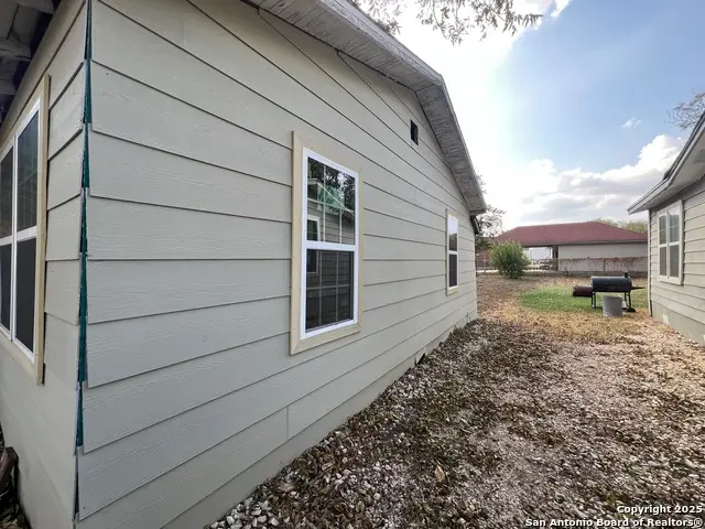 2263 19th, San Antonio, TX 78207 - Image #2