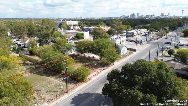 3 LOTS ON Guadalupe St, San Antonio, TX 78207