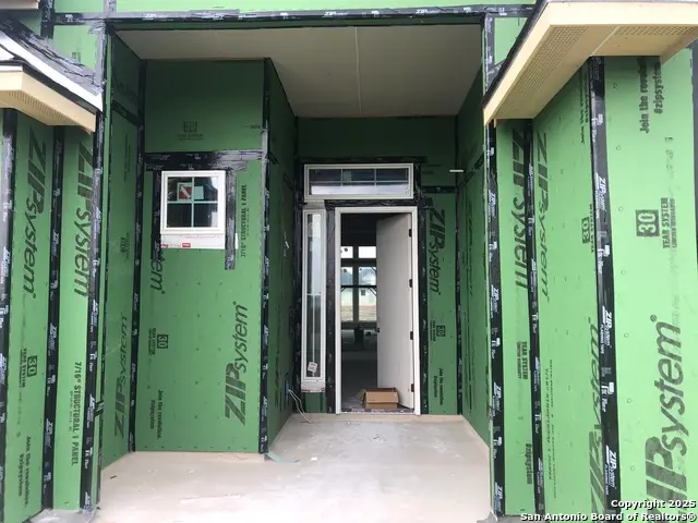 811 Niebla Creek, San Antonio, TX 78263 - Image #3