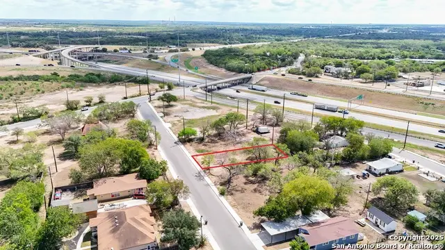 434 Sligo St, San Antonio, TX 78223 - Image #2