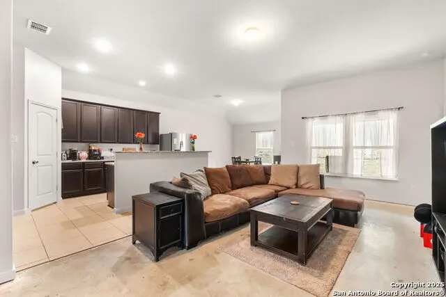 231 Azalea Way, New Braunfels, TX 78132 - Image #2