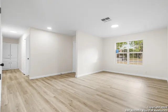 531 Kernan, San Antonio, TX 78227 - Image #3