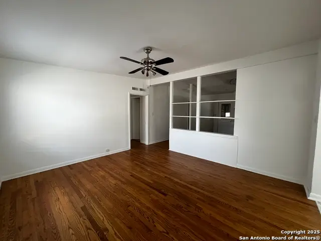 507 Gilbert, San Antonio, TX 78213 - Image #2