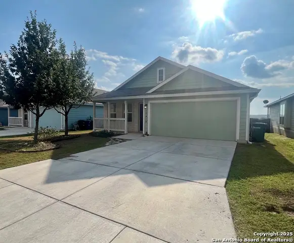 10418 Midsummer Mdw, Converse, TX 78109 - Image #2