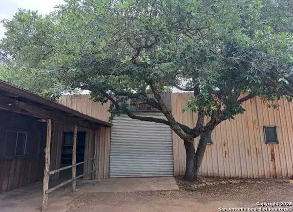 673 Zigmont Rd, San Antonio, TX 78263