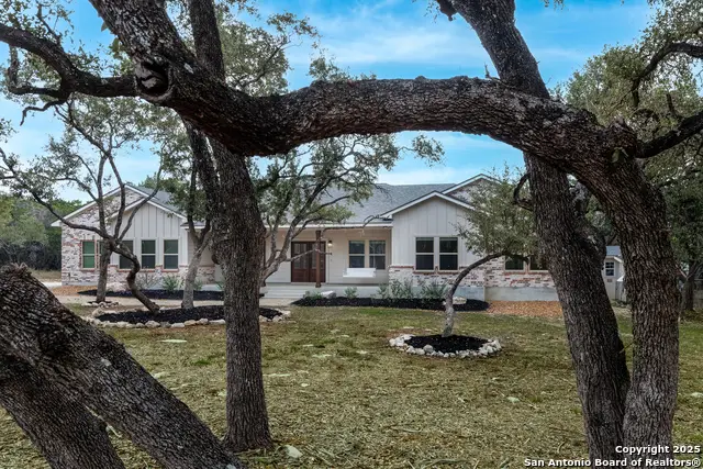 3760 Ridgeway Dr, San Antonio, TX 78259 - Image #2