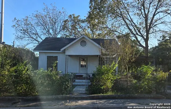 1806 Santa Anna St, San Antonio, TX 78201