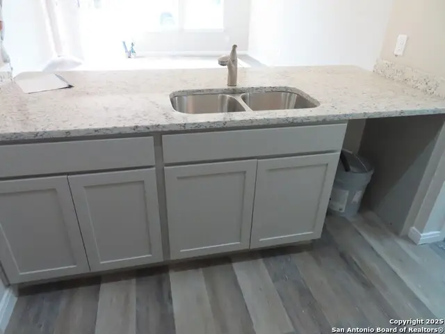 123 Lawton, San Antonio, TX 78237 - Image #3