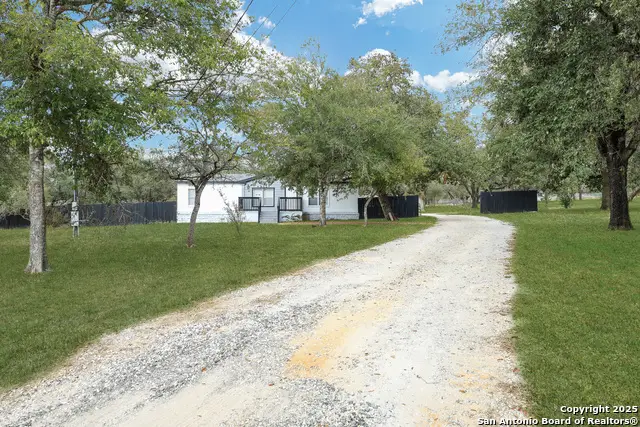 5107 Savannah Chase, Von Ormy, TX 78073 - Image #3