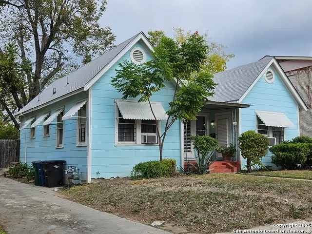 215 W Ridgewood Ct, San Antonio, TX 78212 - Image #3