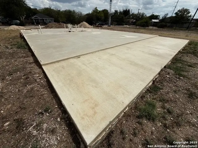 2327 SW 34th, San Antonio, TX 78237 - Image #3