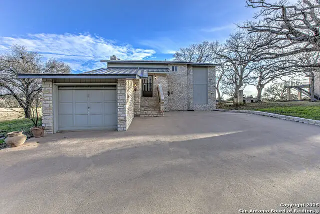 116 #D Dawn #D, Horseshoe Bay, TX 78657 - Image #1