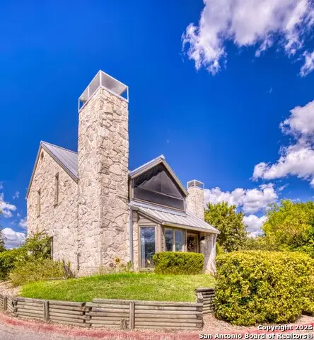 805 Loop 534 #122, Kerrville, TX 78028