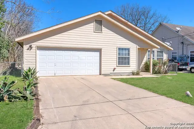 612 E Theissen, Boerne, TX 78006 - Image #3