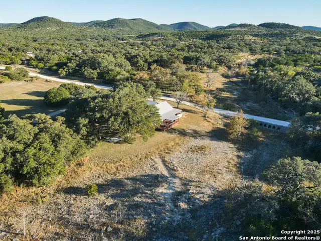 255 Thunder Creek, Utopia, TX 78884 - Image #2