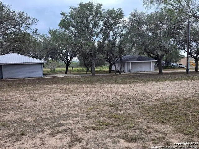 5192 County Road 346, Beeville, TX 78102 - Image #3