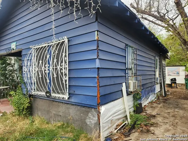 3319 Salinas, San Antonio, TX 78207 - Image #2