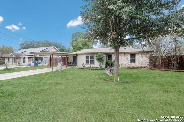 1415 Longhorn, Floresville, TX 78114 - Image #3