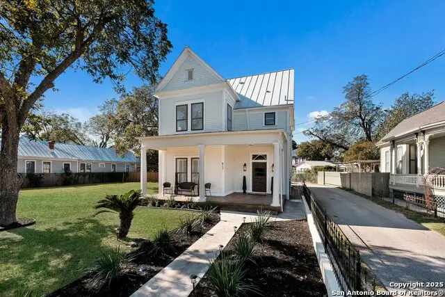 617 E Guenther, San Antonio, TX 78210 - Image #2