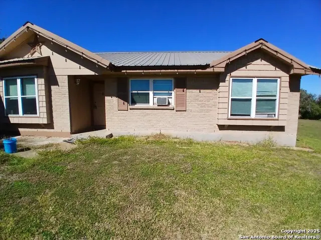 706 Thomaston River Rd, Cuero, TX 77954 - Image #1