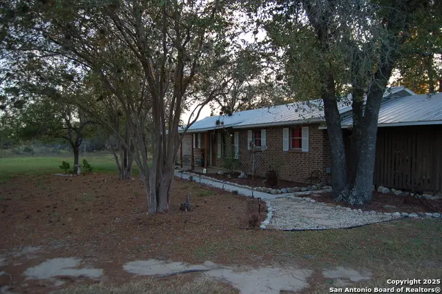 1380 County Road 6723, Natalia, TX 78059 - Image #2